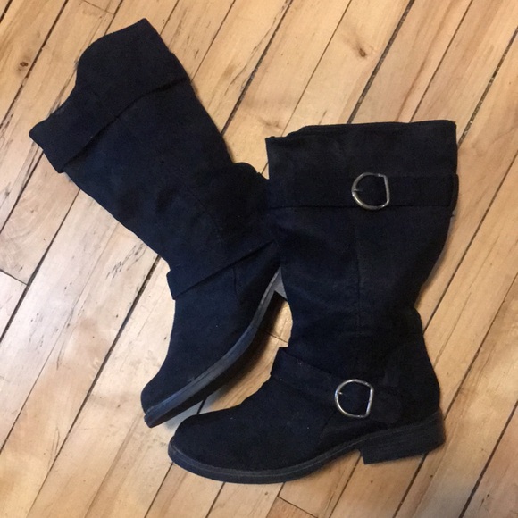 Black vegan leather suede boots 6 antique gold buckles low heel calf height fall - Picture 3 of 8